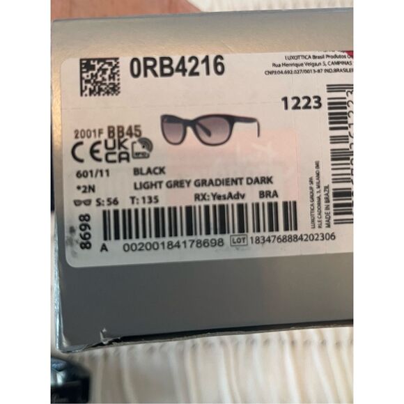 RAY-BAN RB 4216 601/11 BLACK/Light GREY SMOKE GRADIENT AUTHENTIC SUNGLASSES NEW - Picture 5 of 5